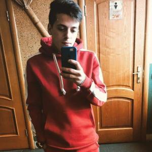 Pavloo25